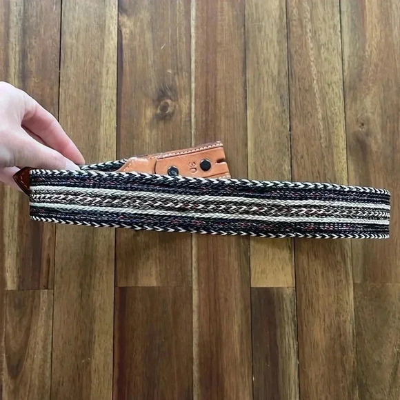 M&F horsehair belt
